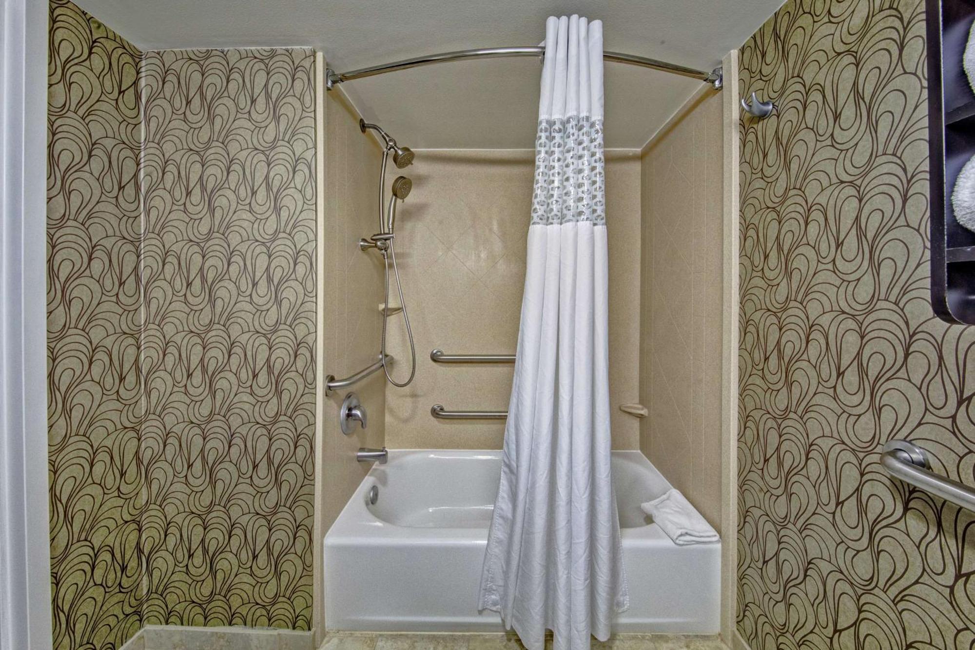 Hampton Inn Tullahoma Kültér fotó