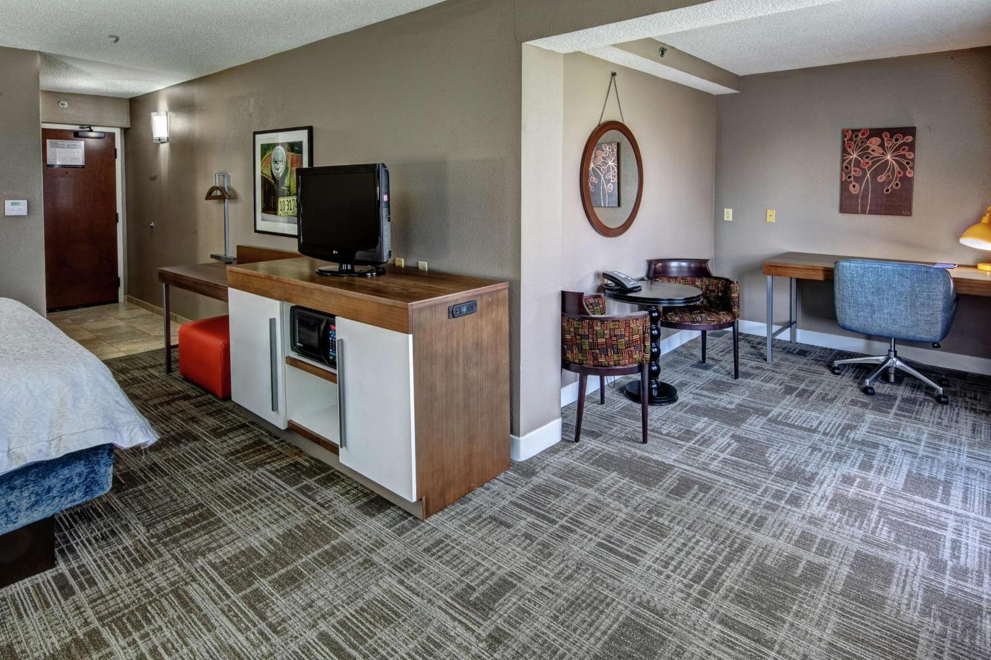 Hampton Inn Tullahoma Kültér fotó